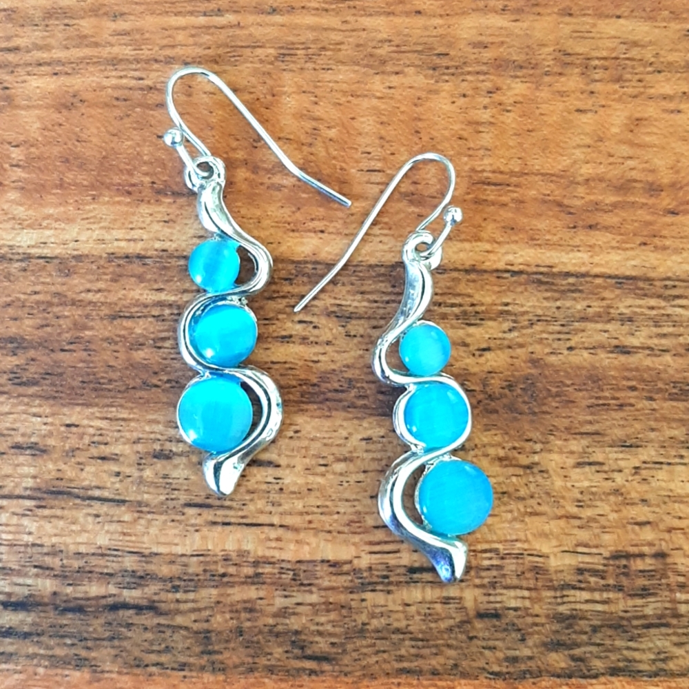 Turquoise dazzeling earrings